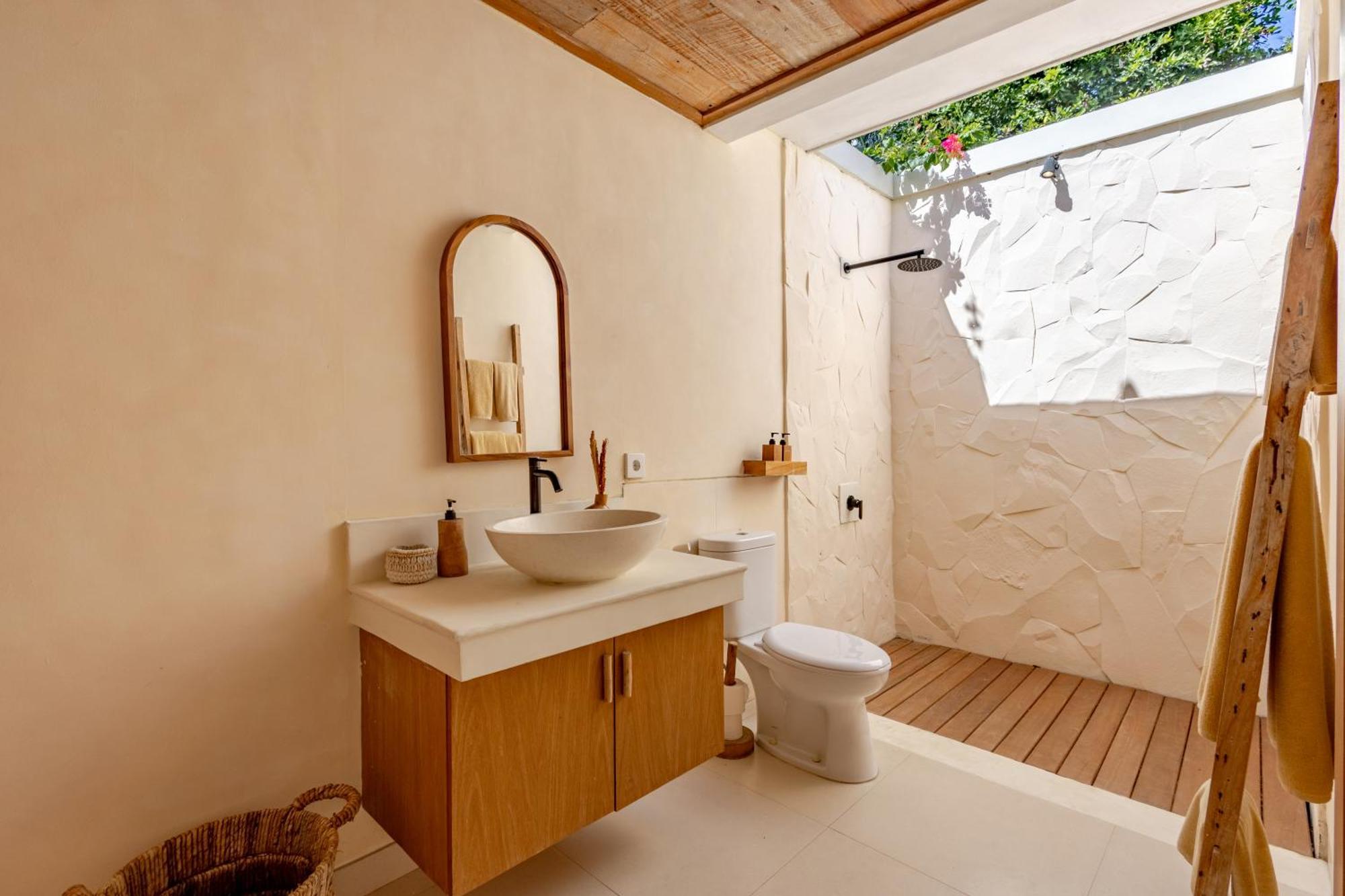 The Pink Joglo, A Cheerful 3Bdr Villa W/Pool And Rice-Field View. Dalung  Exteriör bild