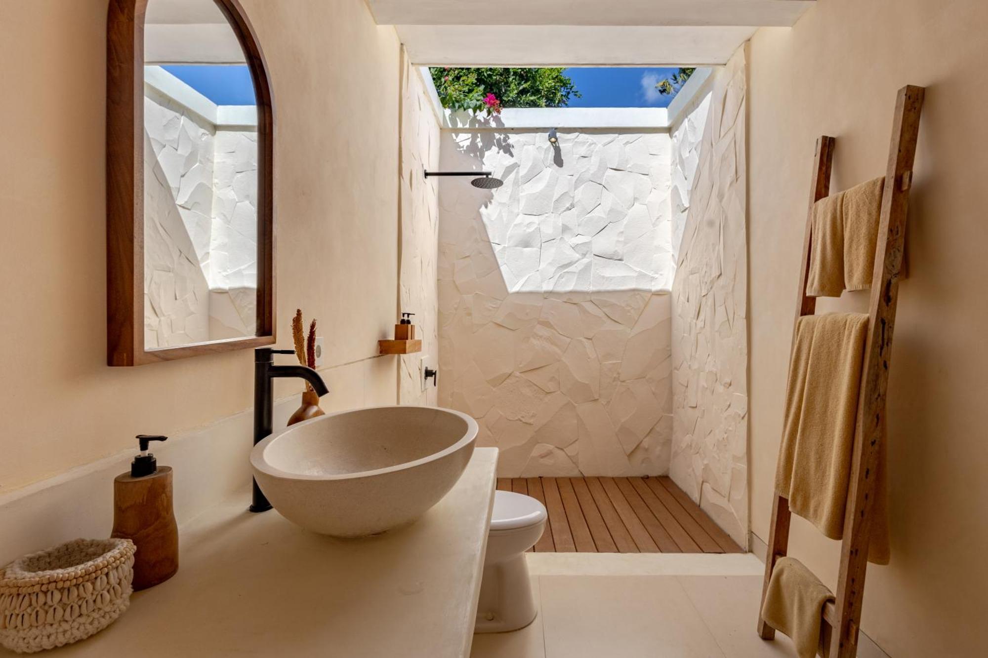The Pink Joglo, A Cheerful 3Bdr Villa W/Pool And Rice-Field View. Dalung  Exteriör bild